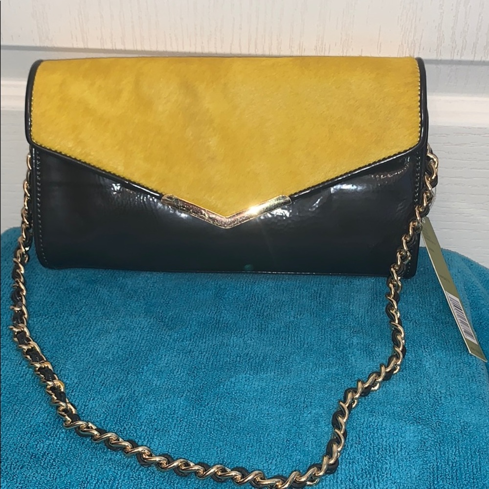 💛💛NWT Gianni Bini calf hair crossbody